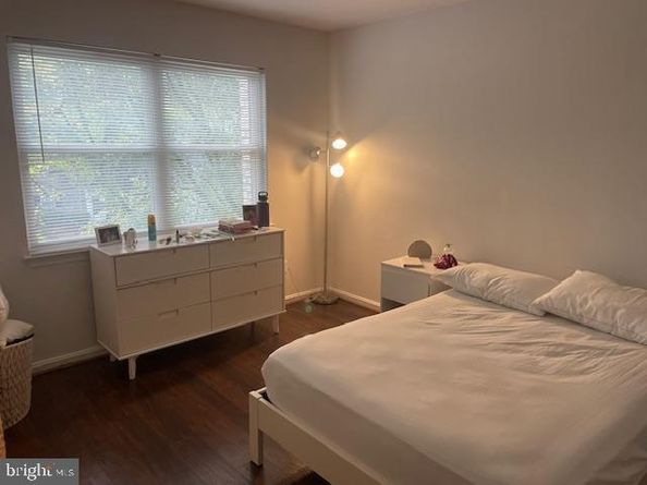5929 Quantrell Avenue 301, Alexandria VA 22312