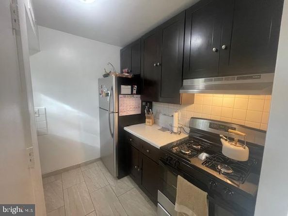5929 Quantrell Avenue 301, Alexandria VA 22312