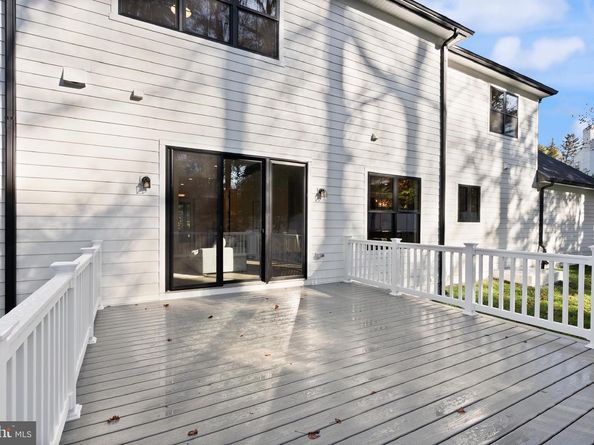 7806 Carteret Road, Bethesda MD 20817