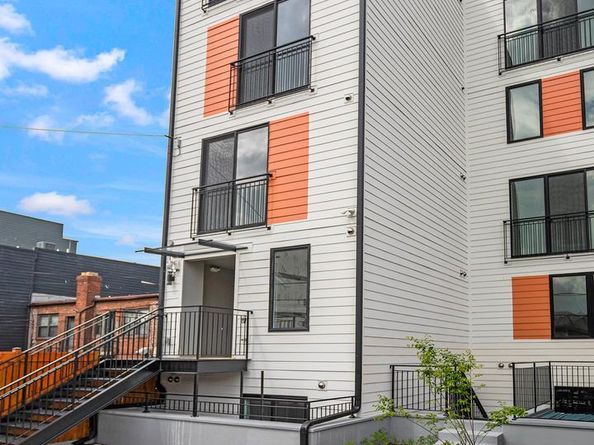 845 19TH Street NE 10, Washington DC 20002