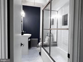 6532 Hegerman Street, Philadelphia PA 19135