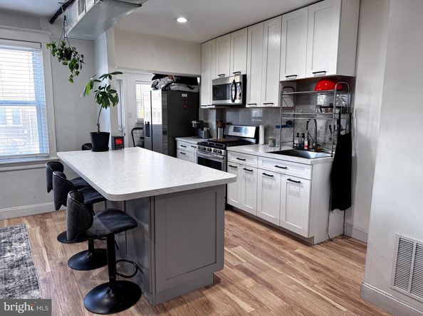 6532 Hegerman Street, Philadelphia PA 19135