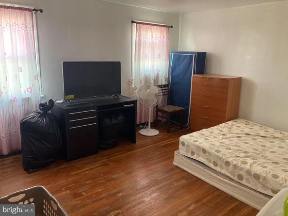 275 Glendale Road, Upper Darby PA 19082
