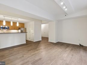 1425 Locust Street 3A, Philadelphia PA 19102