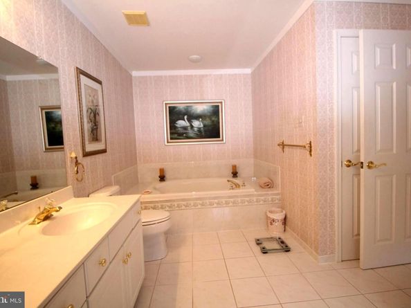 376 Hobson Place, Blue Bell PA 19422