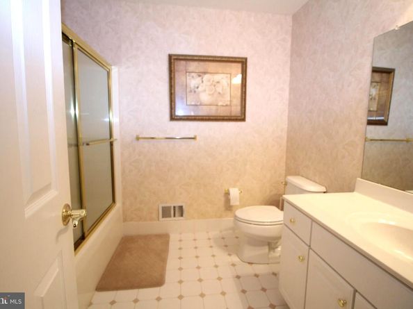 376 Hobson Place, Blue Bell PA 19422