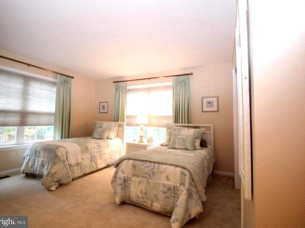 376 Hobson Place, Blue Bell PA 19422