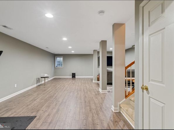604 Greycliffe Ln, Ambler PA 19002