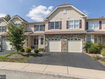 604 Greycliffe