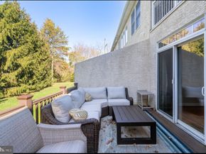 604 Greycliffe Ln, Ambler PA 19002