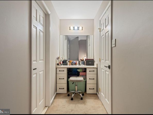 604 Greycliffe Ln, Ambler PA 19002