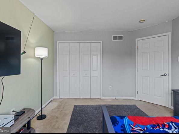604 Greycliffe Ln, Ambler PA 19002