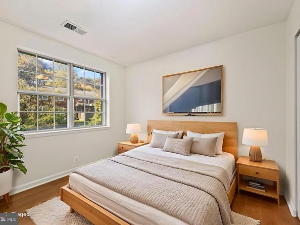 4619 28TH Road S C, Arlington VA 22206