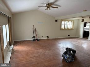 8002 Ivy Lane, Elkins Park PA 19027