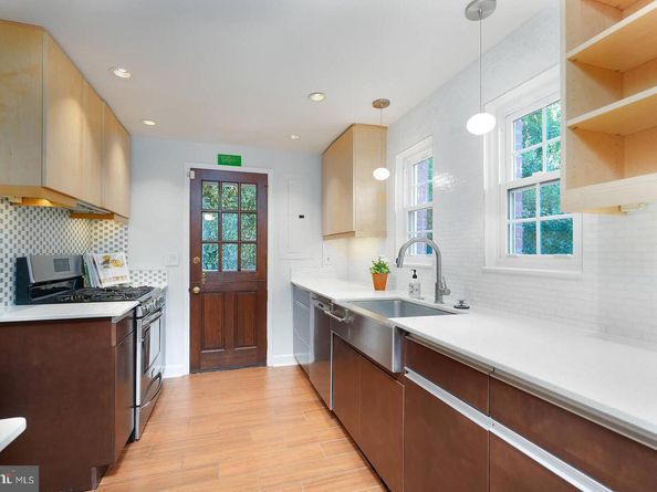 3214 19TH Road N, Arlington VA 22201