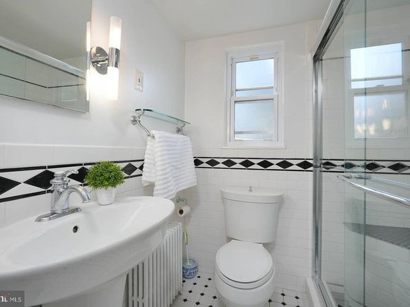 3214 19TH Road N, Arlington VA 22201