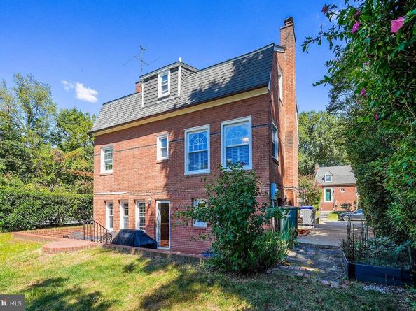 3214 19TH Road N, Arlington VA 22201