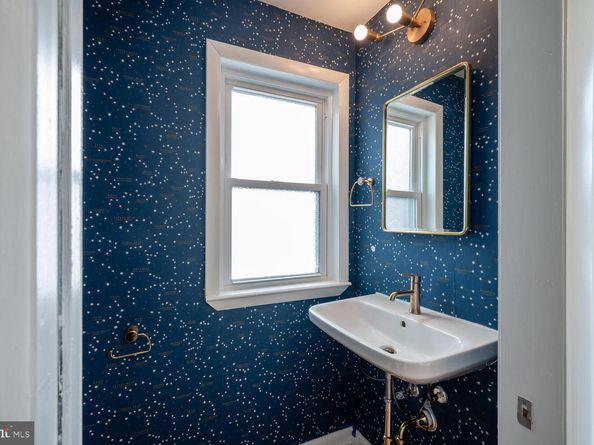 5911 4TH Street NW, Washington DC 20011