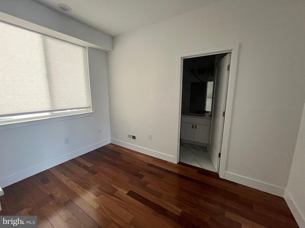 678 N 13TH Street, Philadelphia PA 19123