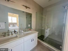 678 N 13TH Street, Philadelphia PA 19123