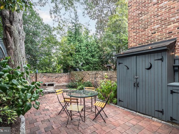 707 S Royal Street, Alexandria VA 22314