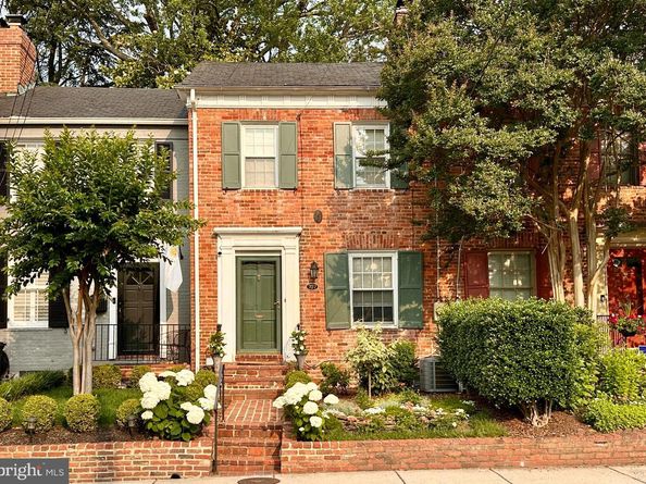707 S Royal Street, Alexandria VA 22314