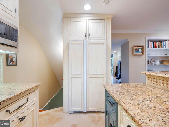 707 S Royal Street, Alexandria VA 22314