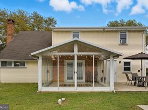 9 Newberry Lane, Levittown PA 19054