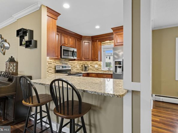 9 Newberry Lane, Levittown PA 19054