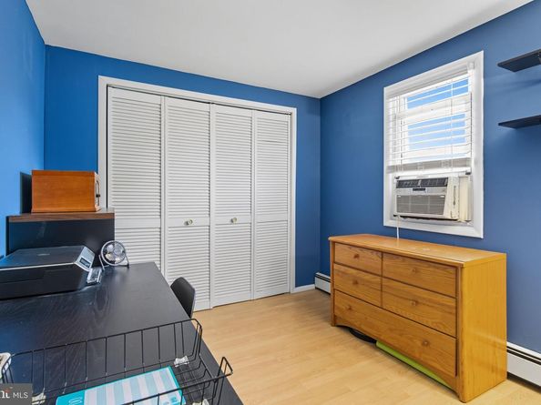 9 Newberry Lane, Levittown PA 19054