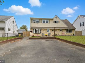 9 Newberry Lane, Levittown PA 19054