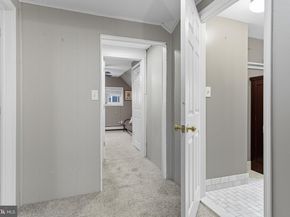 9 Newberry Lane, Levittown PA 19054