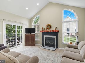 2285 Seabird Drive 14, Bristol PA 19007