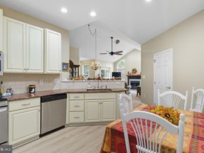 2285 Seabird Drive 14, Bristol PA 19007