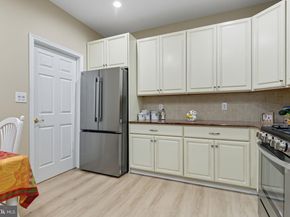 2285 Seabird Drive 14, Bristol PA 19007