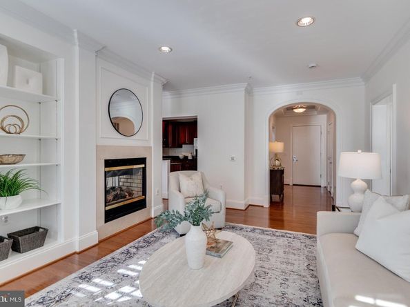 635 First Street 404, Alexandria VA 22314