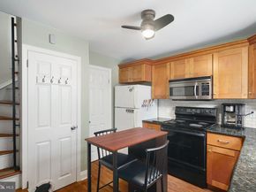 124 Catharine Street B, Philadelphia PA 19147