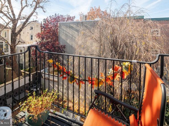 124 Catharine Street B, Philadelphia PA 19147