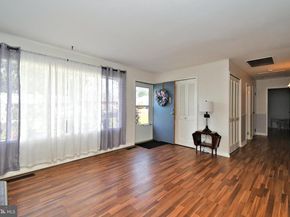 208 Suffolk Road, Fairless Hills PA 19030