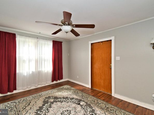 208 Suffolk Road, Fairless Hills PA 19030