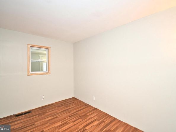 208 Suffolk Road, Fairless Hills PA 19030