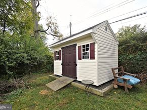 208 Suffolk Road, Fairless Hills PA 19030
