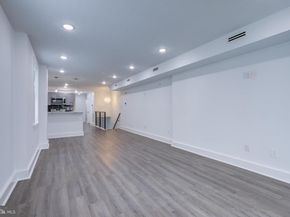 2006 N Front Street, Philadelphia PA 19122