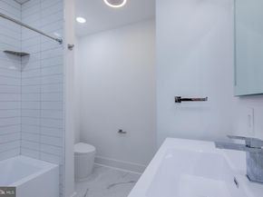 2006 N Front Street, Philadelphia PA 19122