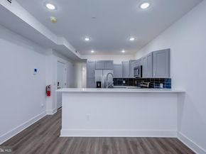2006 N Front Street, Philadelphia PA 19122