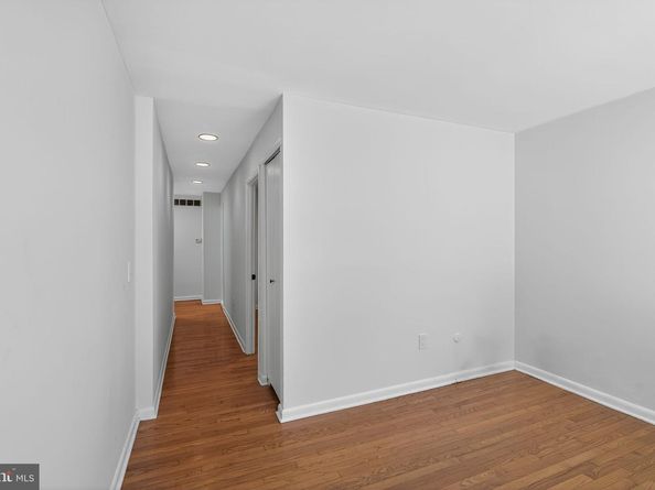 529 S 17TH Street, Philadelphia PA 19146
