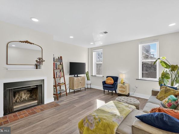 529 S 17TH Street, Philadelphia PA 19146