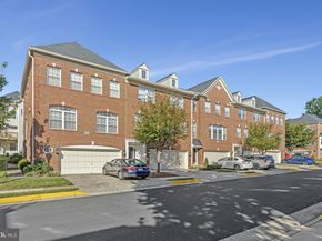 20377 Cottswold Terrace 73, Sterling VA 20165