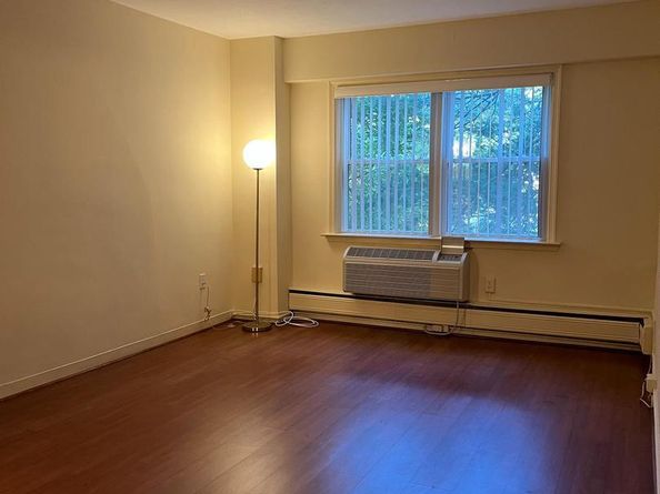 7900 Old York Road 404A, Elkins Park PA 19027