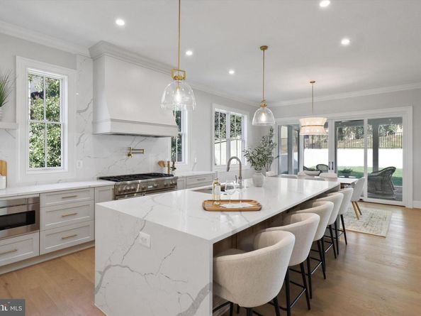 2541 23rd Road N, Arlington VA 22207